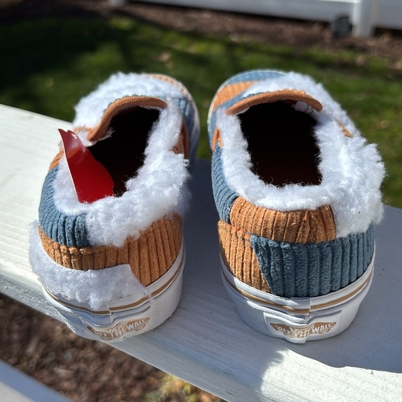 Vans Cozy Corduroy & Faux Fur Classic Slip on sneaker/shoe,Patchwork Multi color - Picture 4 of 11